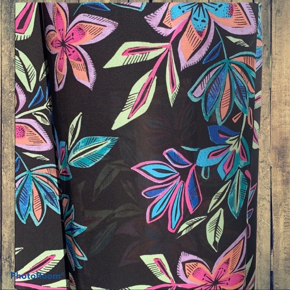 Guess Elena Black floral tropical one piece jumpsuit romper XS extra small 0 2 - Picture 7 of 13